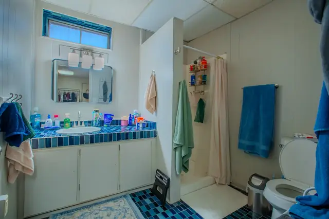 Second bathroom, 1524 Burcham Dr, East Lansing student rental