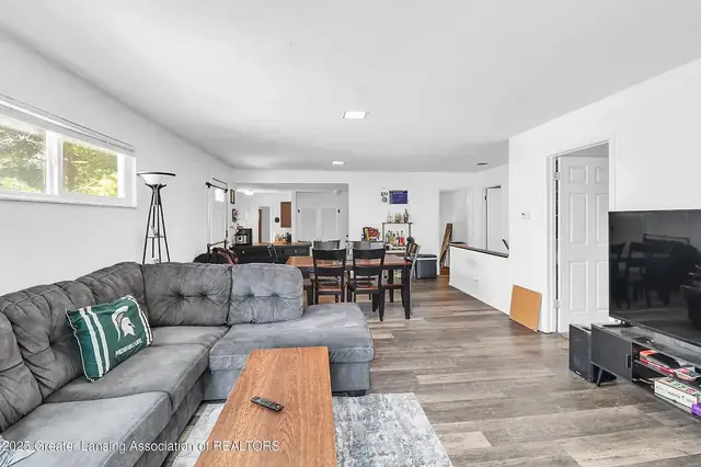 Rec room, 1542 Ann Street, East Lansing student rental